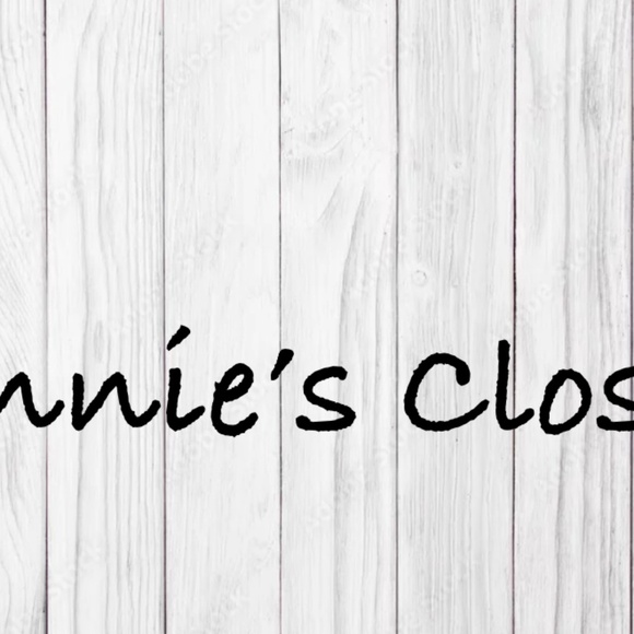 Meet your Posher, Annie’s Closet! - Picture 2 of 2